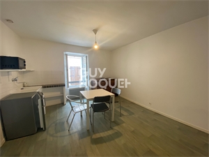 appartement à la location -   85200  FONTENAY-LE-COMTE, surface 21 m2 location appartement - APR733465